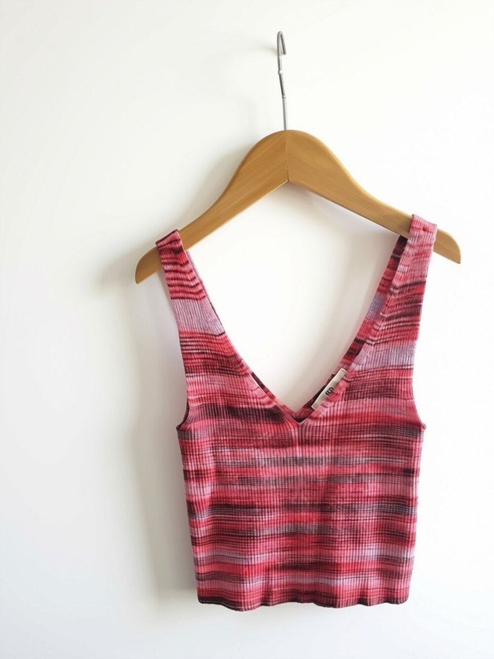 XXS Striped V-Neck Ribbed Tank Top in Pink and Magenta NWOT 70s Beach Cropped